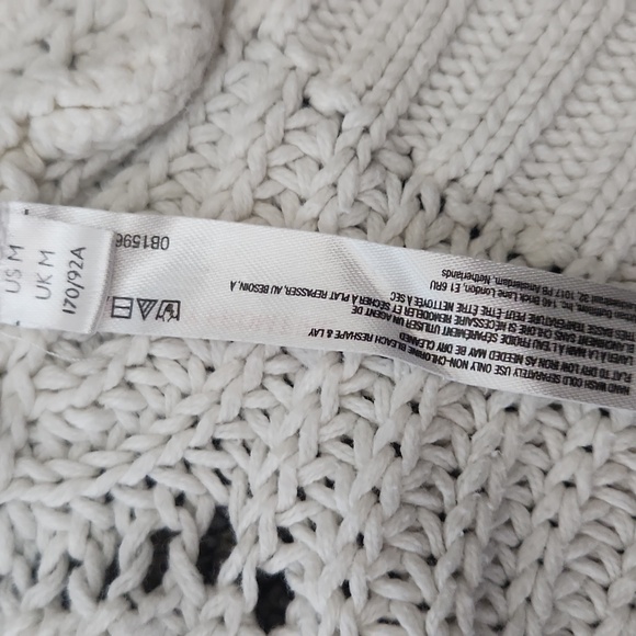 Daily Practise Cable Knit Cardigan Size Medium - Picture 13 of 14